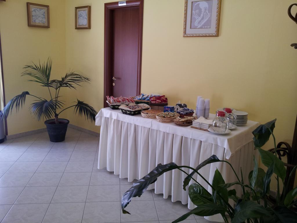 Holiday B&B Вико-дель-Гаргано Экстерьер фото