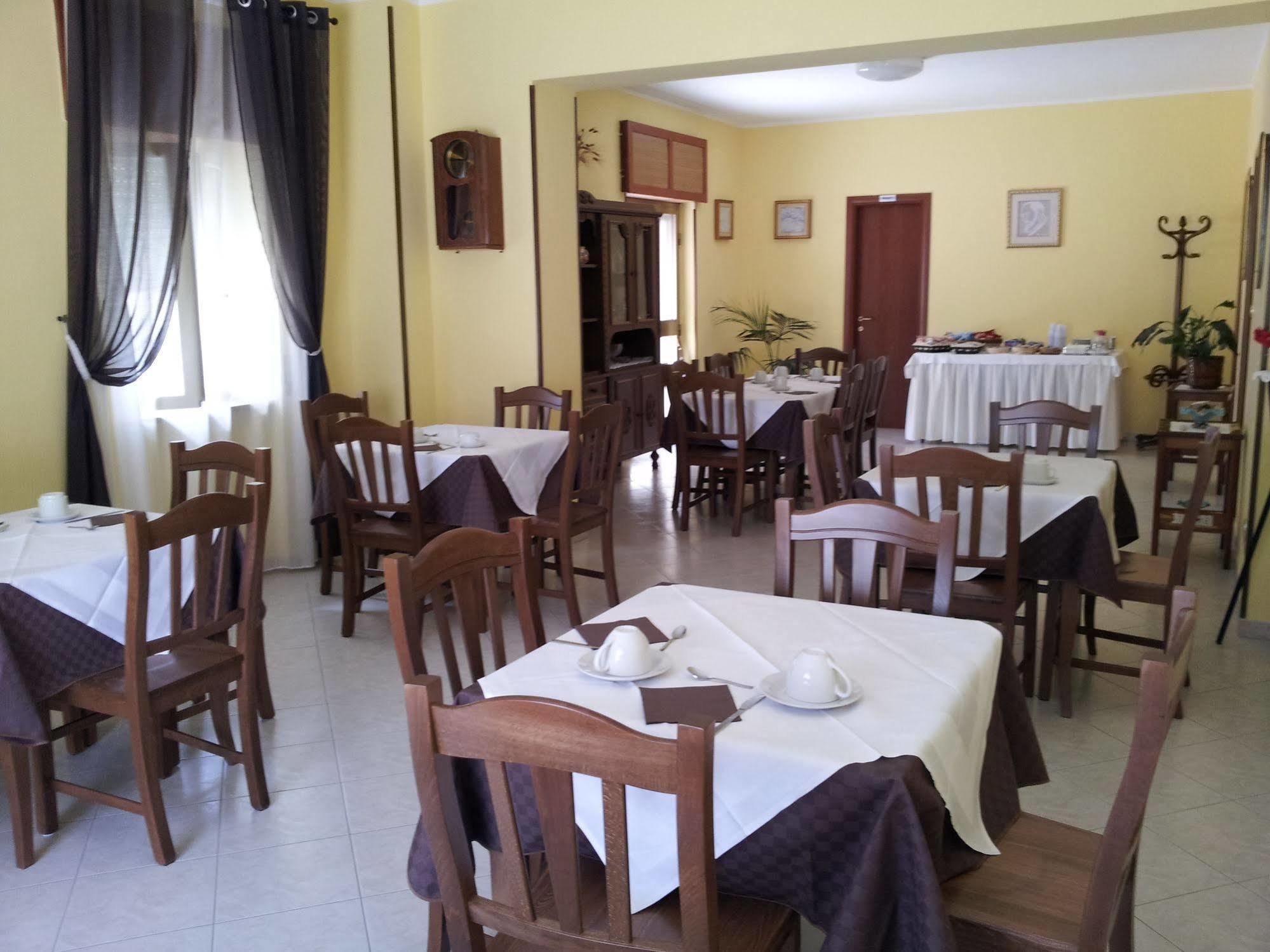 Holiday B&B Вико-дель-Гаргано Экстерьер фото